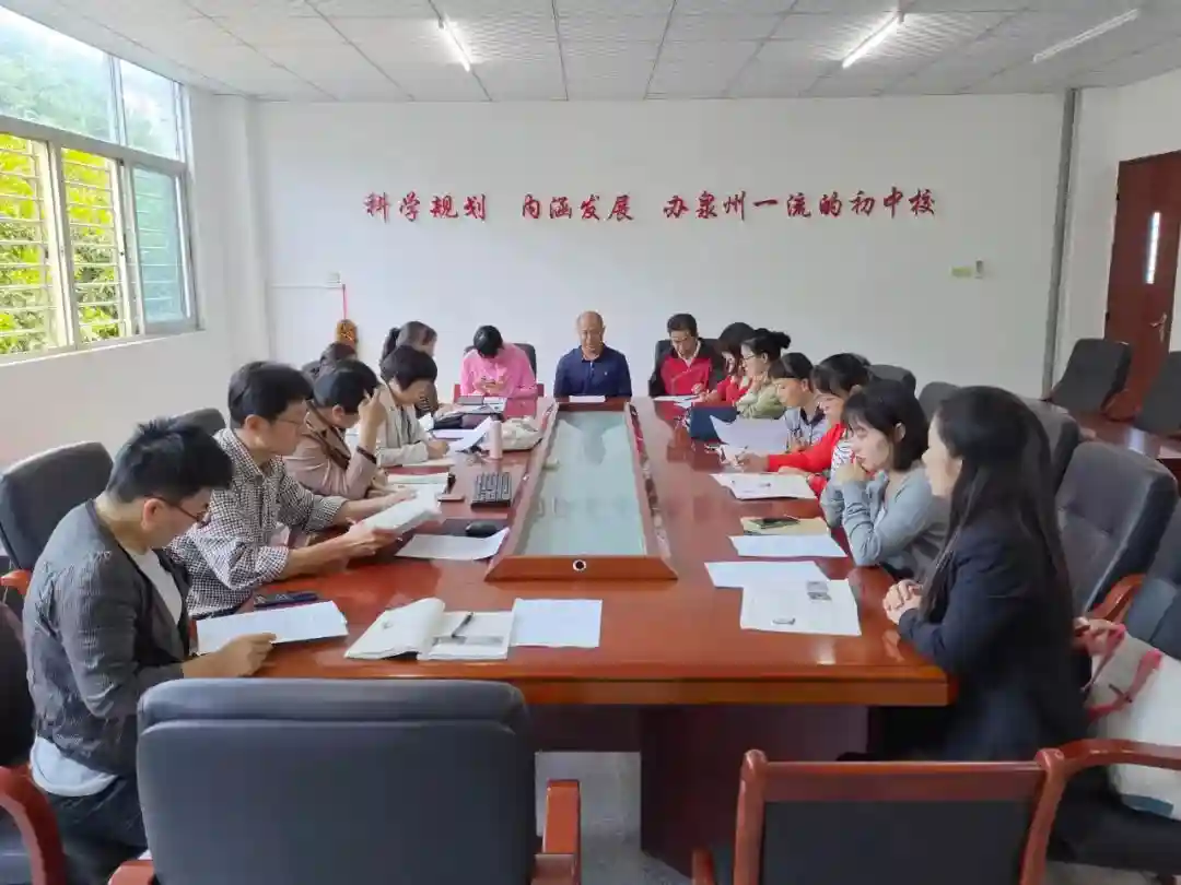 每道作业都是“私人定制”，这所学校的“双减”模式有实效