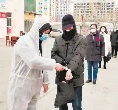 “满血复活”还须应对多重挑战，纺织企业如何顺势而为提高风险“免疫力”？