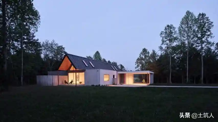 自建别墅——芝加哥座落在森林里的狗步房屋（英译）