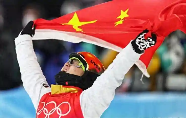 体坛明星的子女们，姚明女儿美国籍，邓亚萍儿子因国籍遭争议