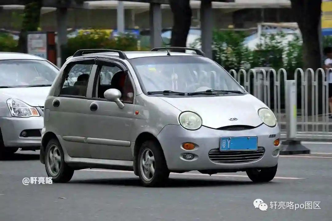 廉价车，但稀有 丨 十年前的奇瑞QQ3运动版 & 二代QQ