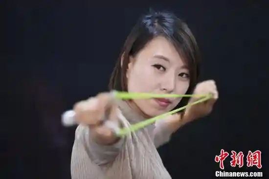 “弹弓女孩”的梦想