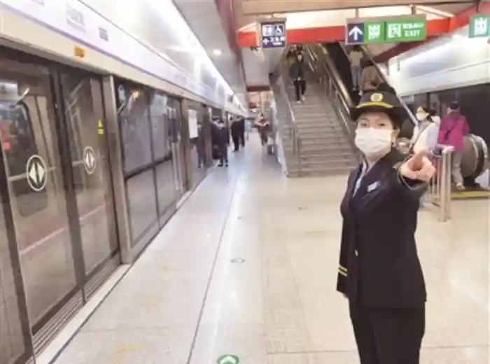 以精湛业务做岗位标杆