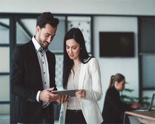 加拿大《天时周刊》：李丽珠：“我参与我奉献我快乐”